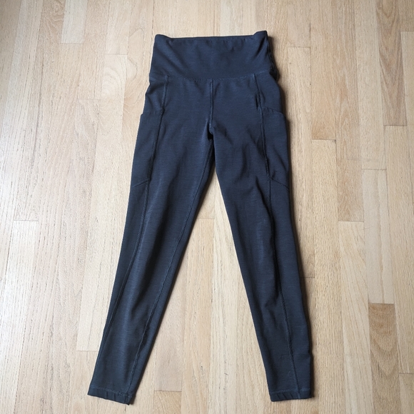American Eagle Everything Pocket Leggings in grey size small - Picture 6 of 6